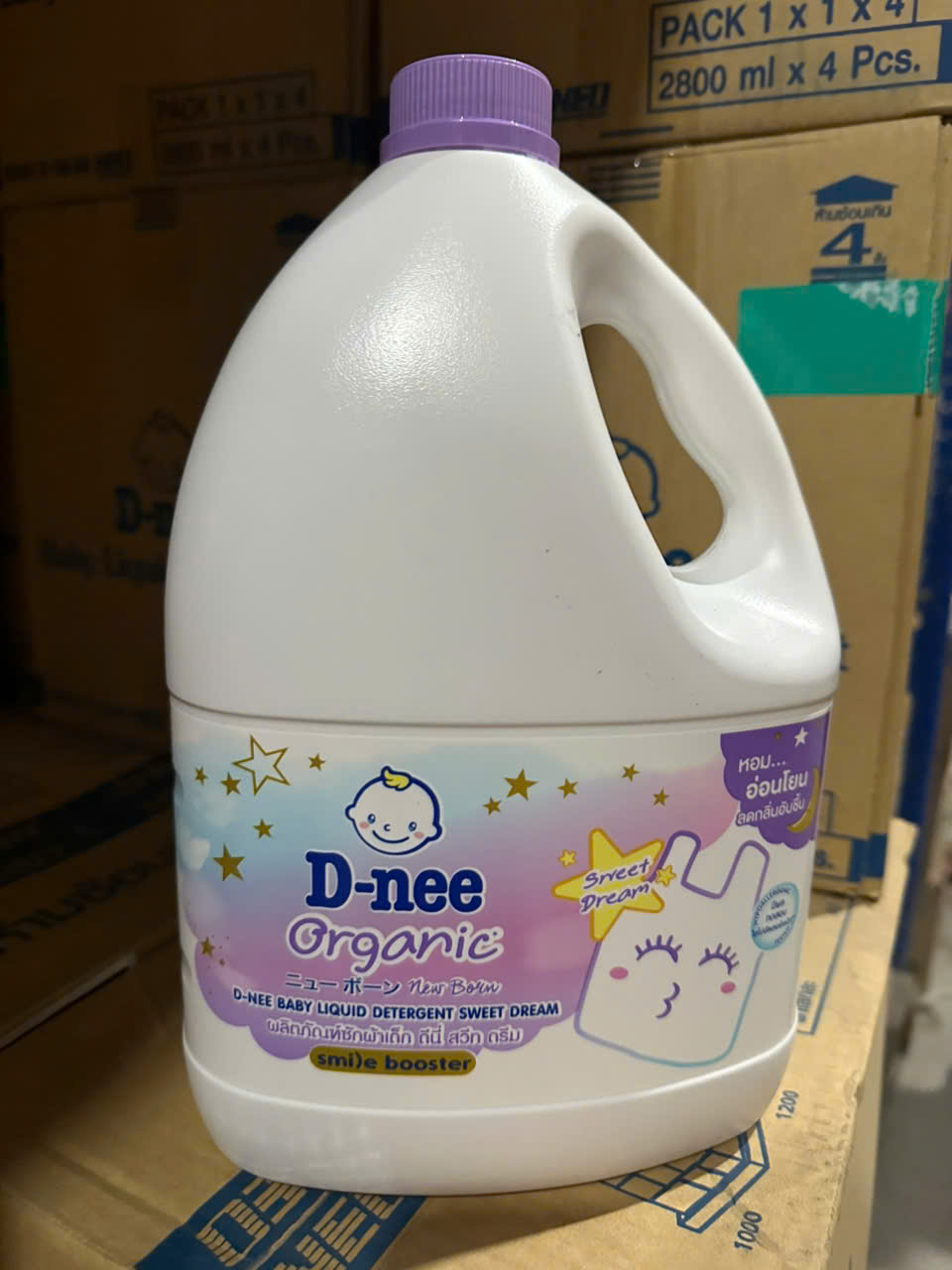 nước giặt Dnee 2800 ml (can màu tím ) thùng 4 can
